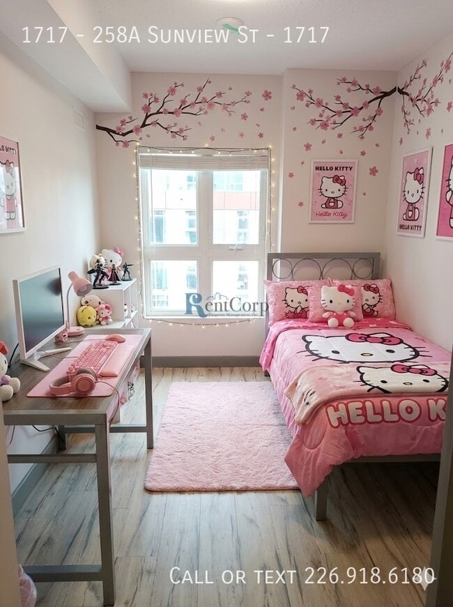 Building Photo - 258A-258A Sunview St