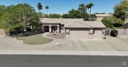 Building Photo - 1062 E Canyon Way