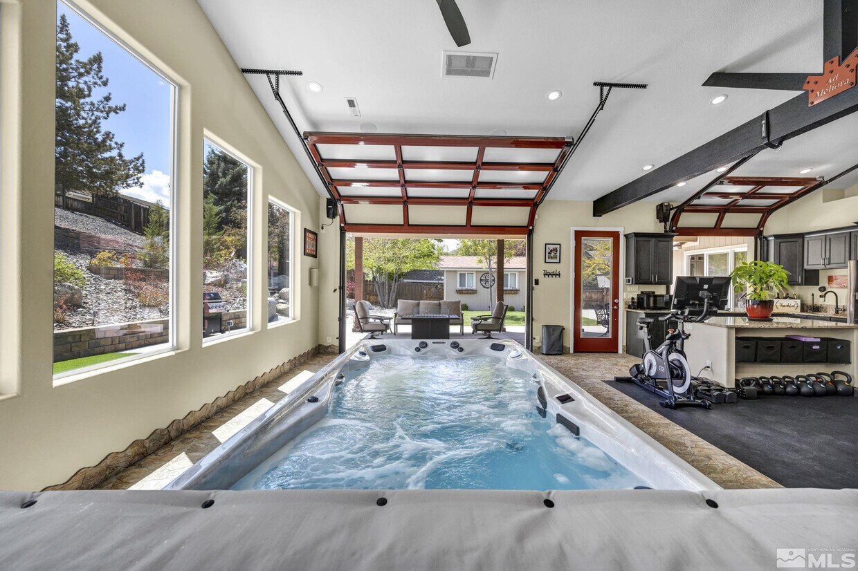 Foto principal - 6015 Stillmeadow Dr