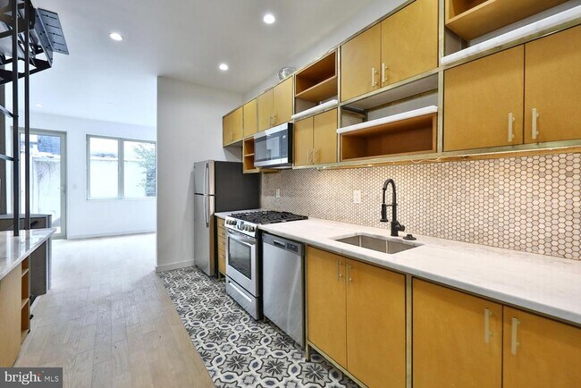 Foto del edificio - 725 S 6th St