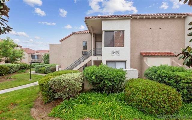 Building Photo - 8460 Capricorn Way