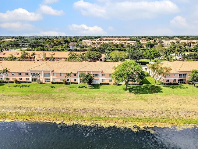 Foto del edificio - 5952 Regal Glen Dr