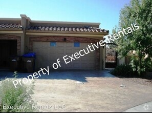 Building Photo - 4226 Tres Ninos Dr