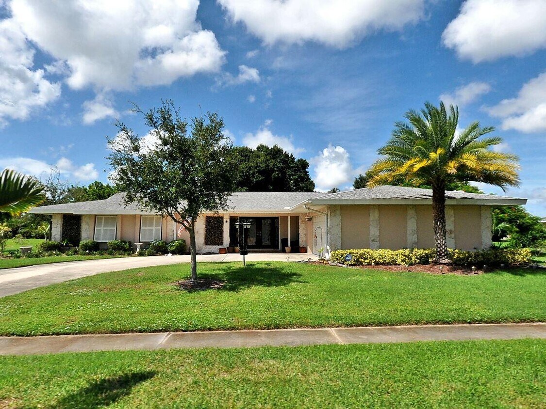 1785 SE Westmoreland Blvd, Port Saint Lucie, FL 34952 House Rental in