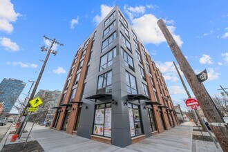 Building Photo - 337 Johnston Ave