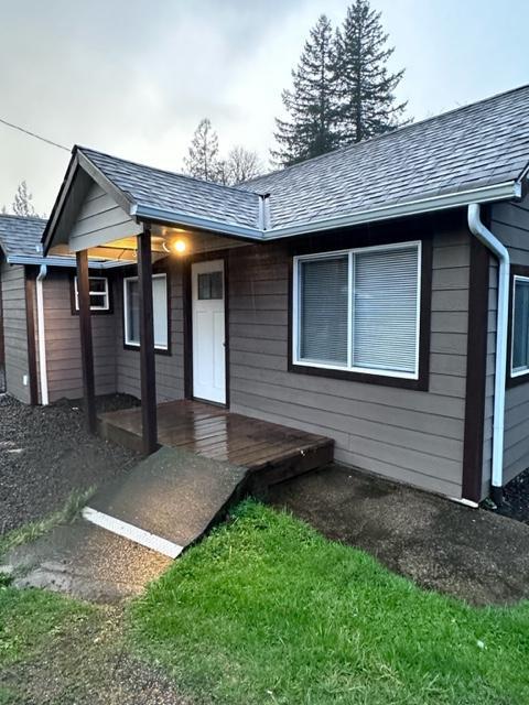 Building Photo - 5763 1/2 Salmon River Highway