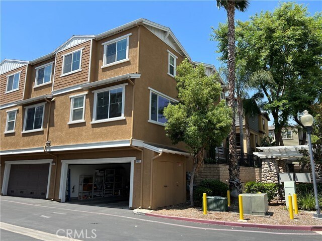 Building Photo - 1921 Annandale Way