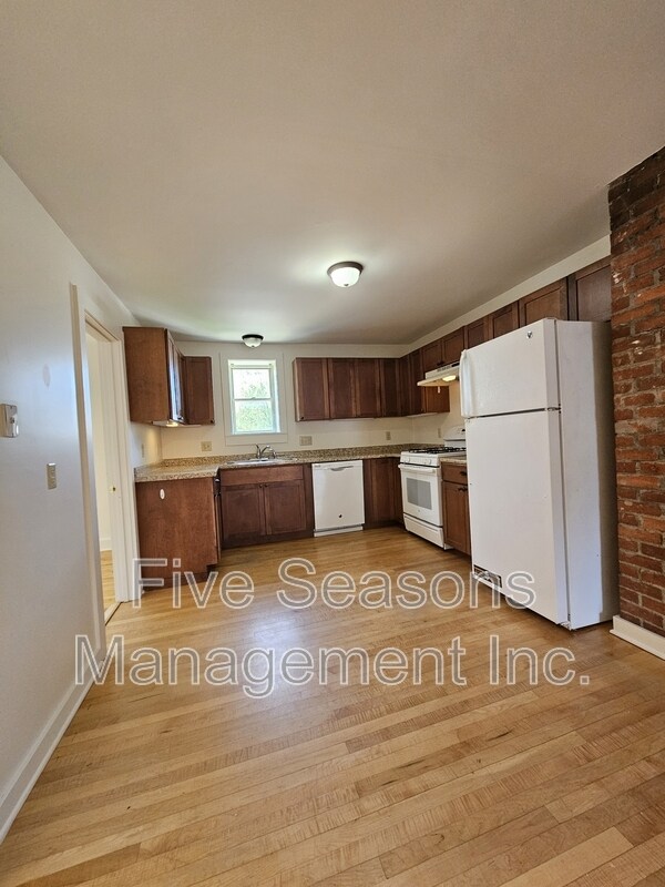 Foto del edificio - 49 Intervale Ave