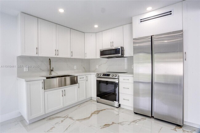 Foto del edificio - 3305 SW 2nd St