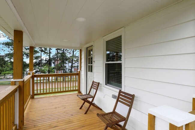 Foto del edificio - 3BR Aksarben- walking distance UNO, Availa...
