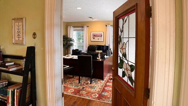 Foto del edificio - 1710 N State St