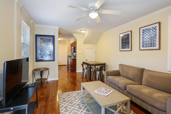 Foto del edificio - 1621 Governor Nicholls St