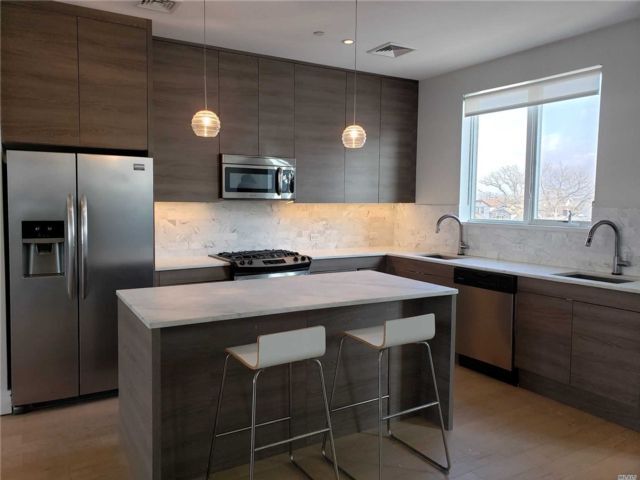 154 Beach 5th St Queens Ny 11691 Townhouse For Rent In Queens