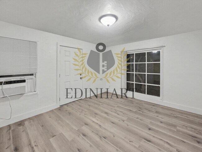 Foto del edificio - 1838 Monterey St