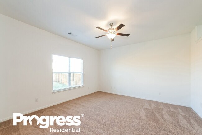 Building Photo - 18408 Allen Welch Dr