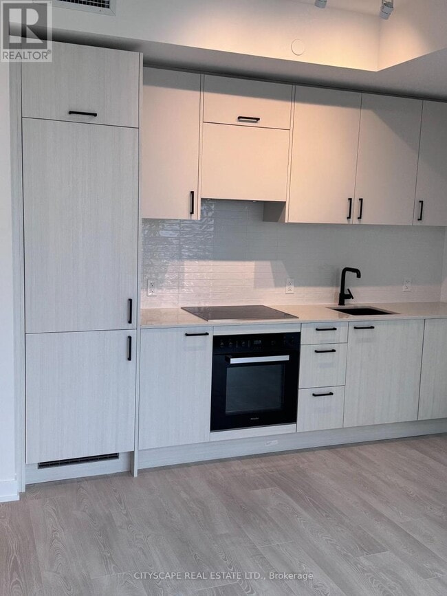 Building Photo - 1 Quarrington Lane