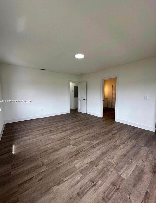 Foto del edificio - 14430 Fillmore St