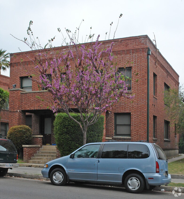 Primary Photo - The Villas