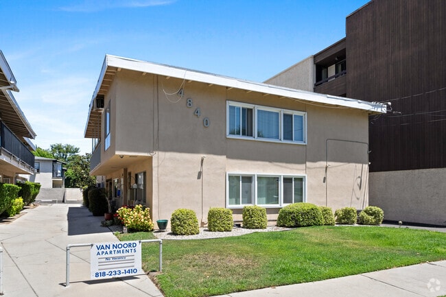Building Photo - 4840 Van Noord Ave