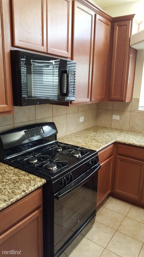 Building Photo - 3 br, 2 bath House - 320 Perry St Main Hou...