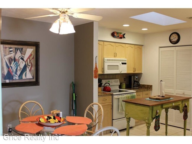 Building Photo - 2 br, 2 bath  - 12263 Londonderry Ln