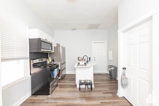 Foto del edificio - 959 N Wolcott Ave
