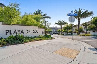 Building Photo - 5160 Calle Sand Arch