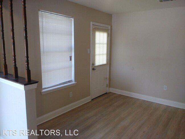 Building Photo - 3 br, 2 bath House - 7851 Buffalo Rd