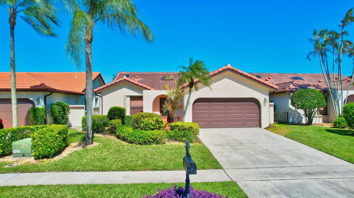 Primary Photo - 7755 Villa Nova Dr