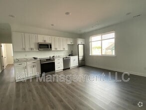 Building Photo - 3414 Haverford Ave