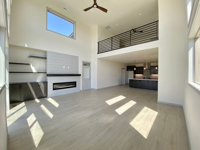 Building Photo - Stunning Southridge Rental with RV Garage ...