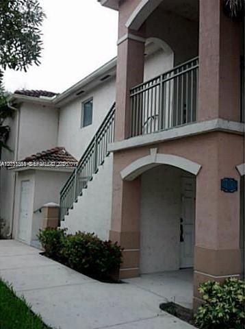 Building Photo - 1250 SE 28th Ct