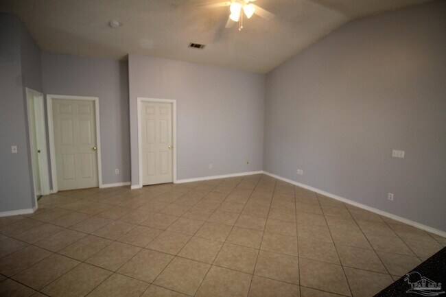 Foto del edificio - 354 Mizzen Ln