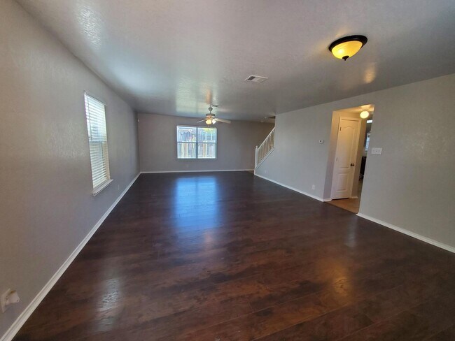 Foto del edificio - 1411 Ambush Creek