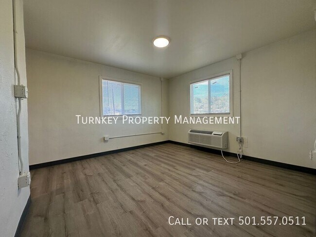 Foto del edificio - 904 W 25th St