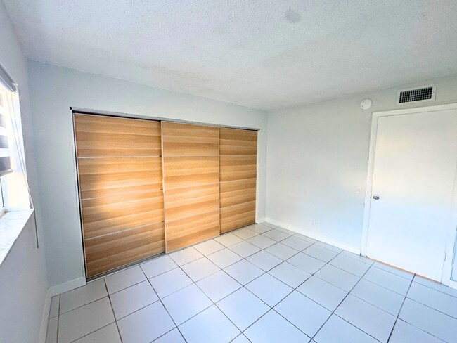 Photo - 4403 Treehouse Ln