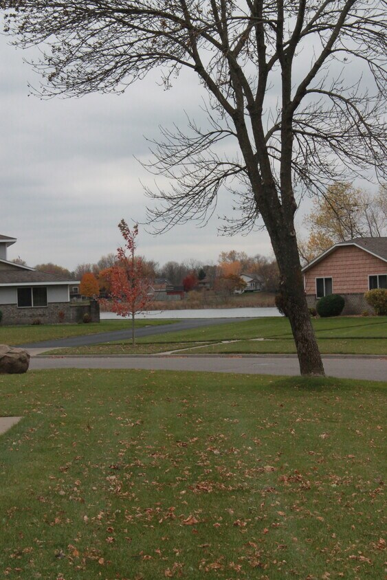 8540 S Pond Trail, Champlin, MN 55316 Townhome Rentals in Champlin MN