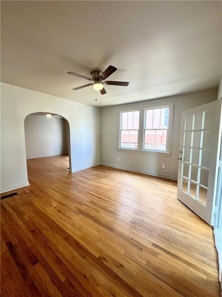 Building Photo - 2706 Soniat St