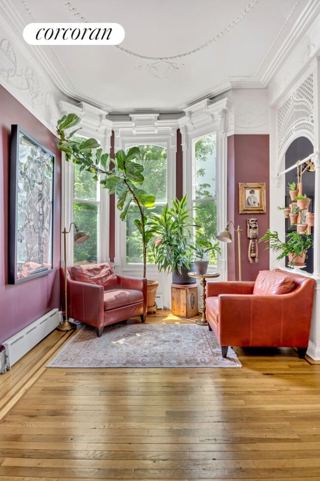 Building Photo - 1090 Greene Ave