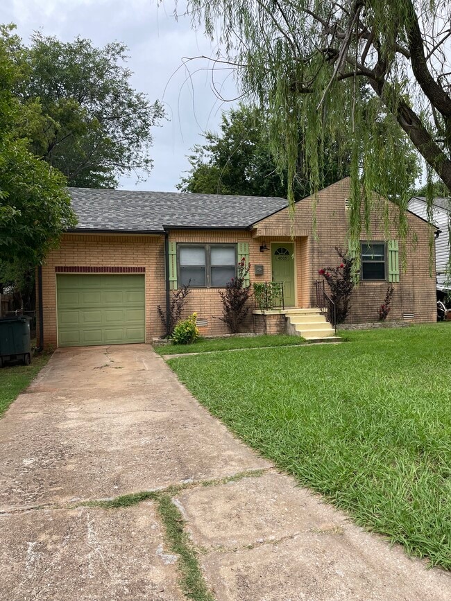 Photo - 4005 SE 26th St House
