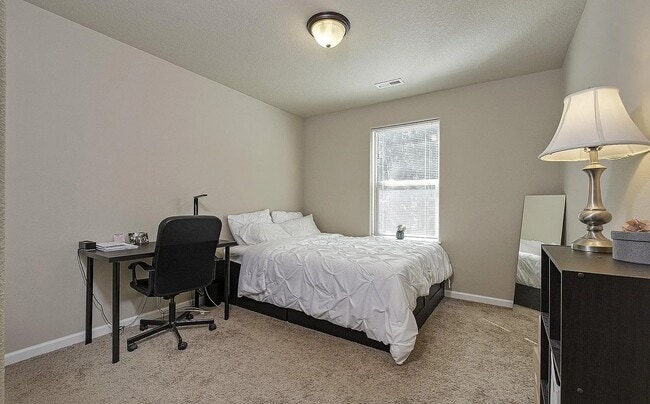 Foto del edificio - 2733 25th Ave