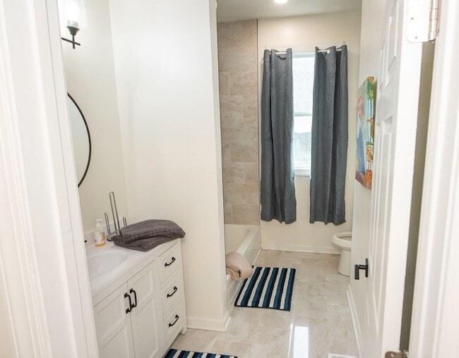 Photo - 1855 Oliver Ave House