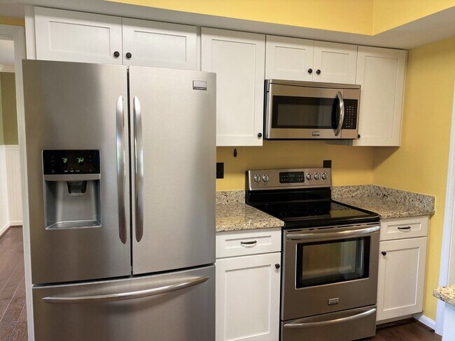 Foto del edificio - 2608 Bridlewood Cir