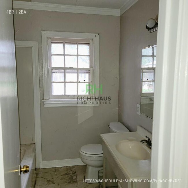 Foto del edificio - 3309 28th St