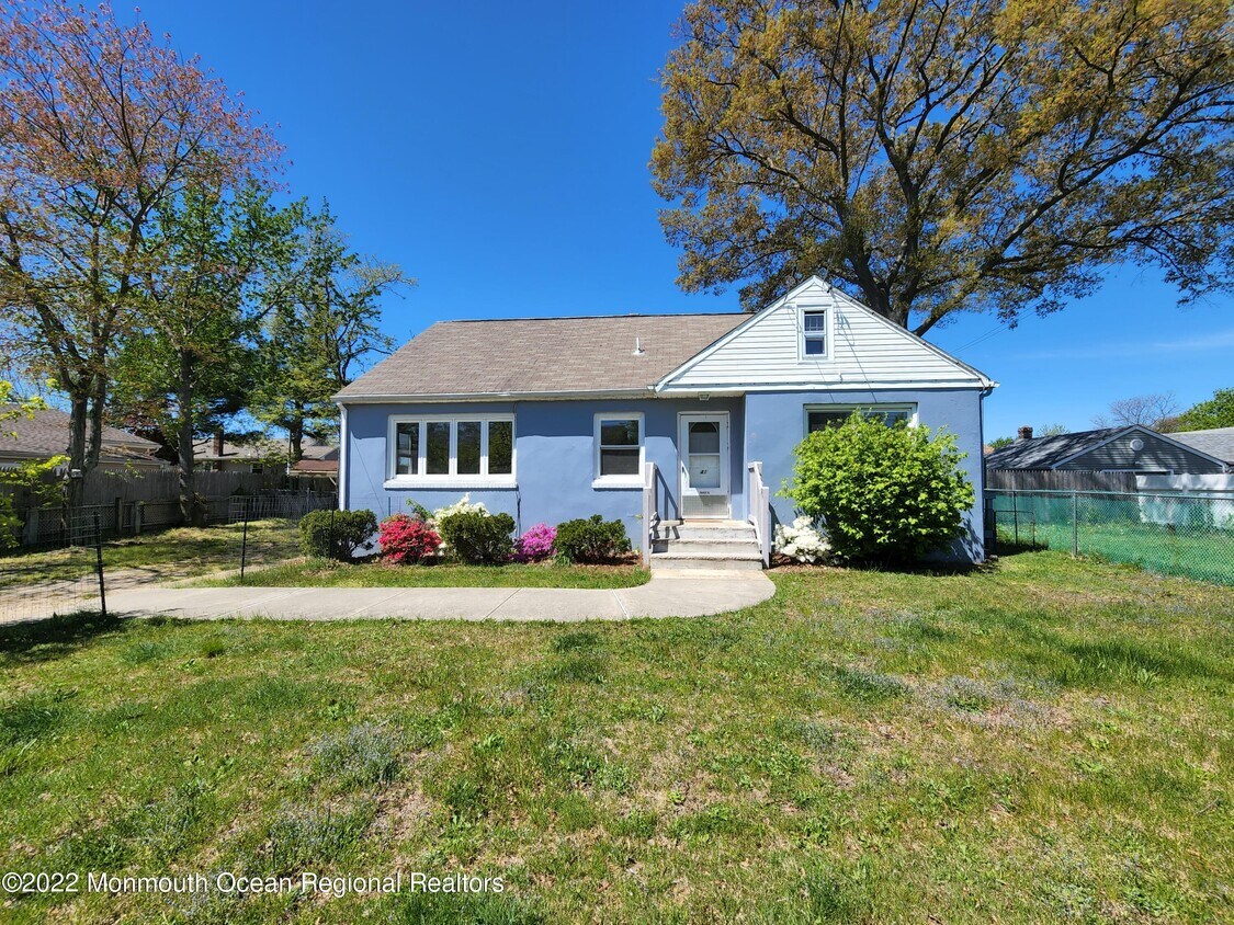 41 Waackaack Ave, Keansburg, NJ 07734 House Rental in Keansburg, NJ