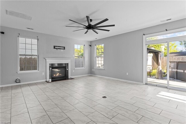 Building Photo - 2409 Apiary Ct