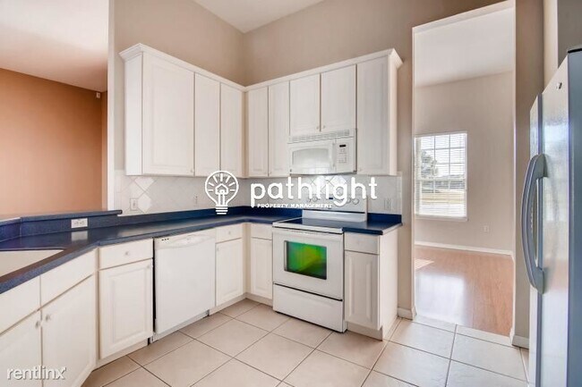 Foto del edificio - 3 br, 2 bath House - 3108 Regal Darner Dr ...