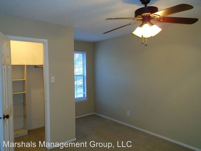 Building Photo - 3 Amberwood Ct