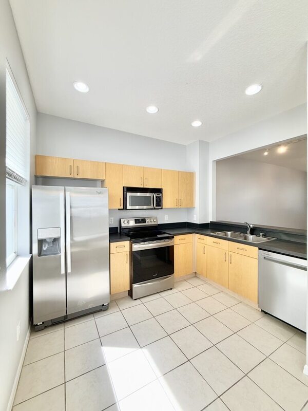 Foto del edificio - 724 4th Ave