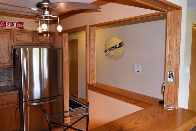 Building Photo - 1115 Shagbark Rd